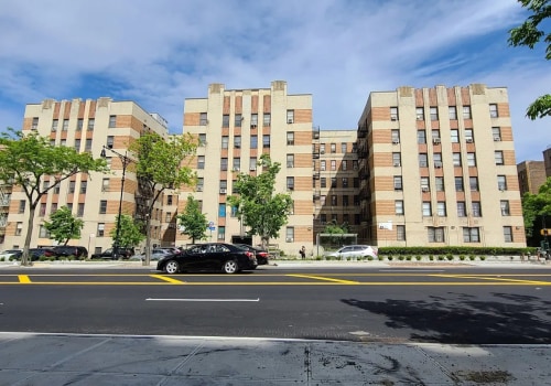 What is the Average Income for Residents in Bronx, New York?